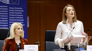 Parlamentul European a semnat împrumutul de 90 de miliarde de euro pentru Ucraina. Aprobarea Consiliului European, încă în așteptare