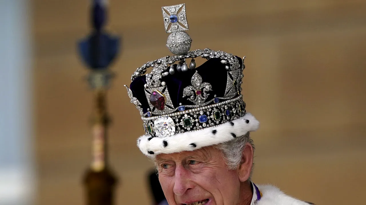 „Regele Charles a murit”, un fake news al presei ruse. Cum s-a născut şi replica Londrei

