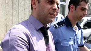 DNA: Administratorul Pic a luat din casierie aproape 500.000 de lei pentru Penescu şi Făcăleaţă