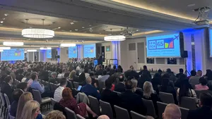 Exclusiv Cum schimbă criza din Orientul Mijlociu harta zborurilor de deasupra României și a lumii? Peste 430 de controlori de trafic aerian din 85 de țări își împărtășesc experiențele la București