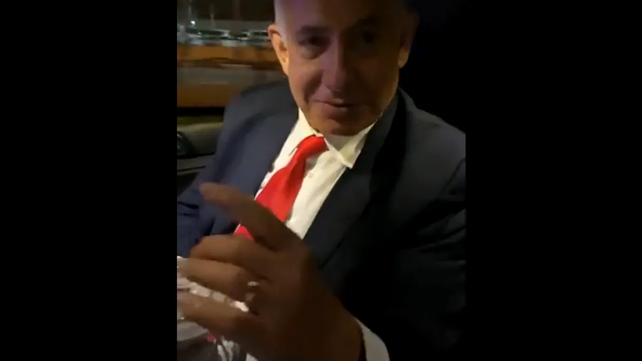 COMENTARIU Lelia Munteanu: Borcanul lui Bibi