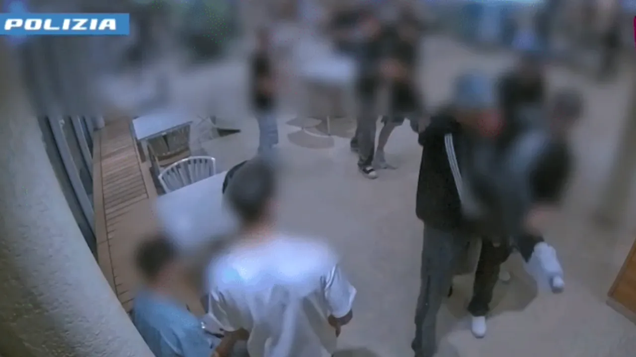 Încăierare violentă pe un vas de croazieră din Italia: 13 tineri s-au luat la bătaie, un băiat a ajuns inconștient la spital