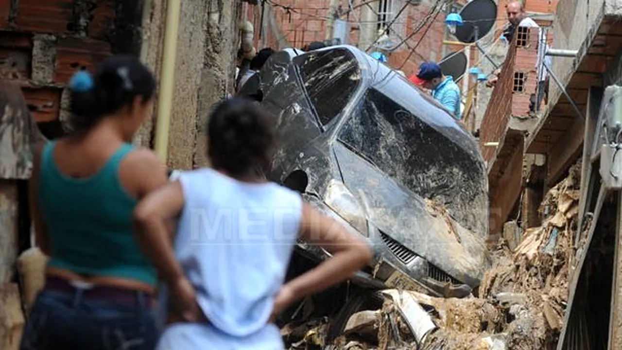 Cel puţin 8 morţi în Venezuela şi 3 în Mexic după trecerea furtunii Matthew