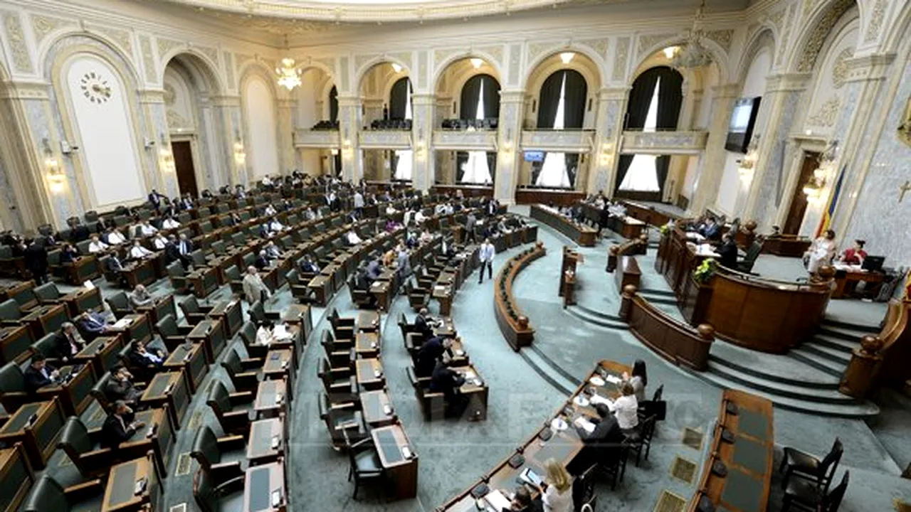 Amnistierea pensionarilor şi a mamelor nu a mai fost votată. Sesiunea extraordinară a Senatului, suspendată din lipsă de cvorum după ce ACL a părăsit sala