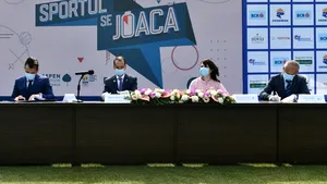 Guvernul a lansat platforma online Sportul se Joacă. Cum sunt adulţii inspiraţi să se joace cu copiii