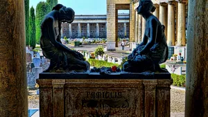 Italia: Proiectul de lege care recunoaște femicidul ca infracțiune și-l pedepsește cu închisoare pe viață trece de Senat