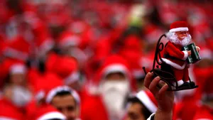 Cel mai popular cântec de Crăciun, lansat în 1994, a intrat pentru prima dată în Billboard Top 10