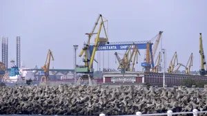 Un nou accident petrecut în Portul Constanţa. Un docher a căzut de la mare înălţime
