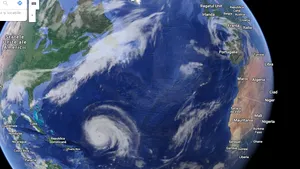 Trei noi furtuni tropicale s-au format în aproximativ 6 ore în Oceanul Atlantic