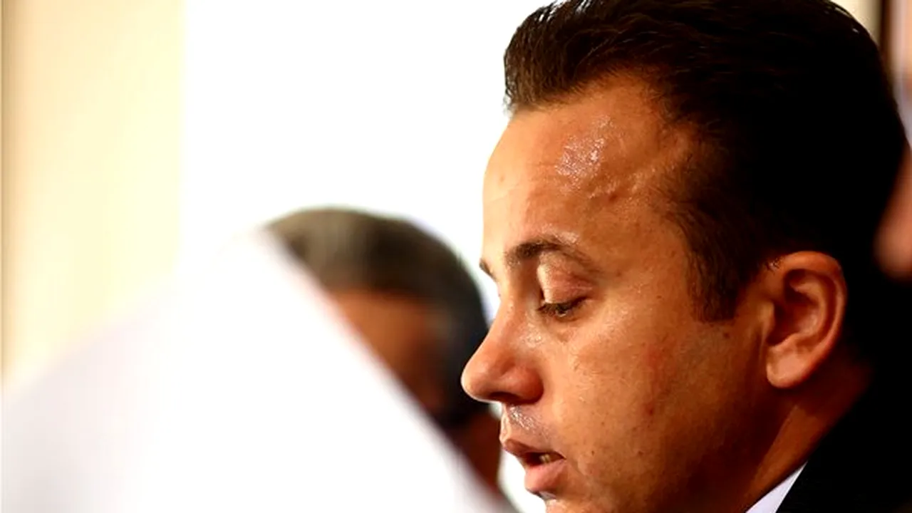 BIOGRAFIE: Liviu Pop, profesor, are venituri de patru ori mai mari de la sindicat decât de la catedră