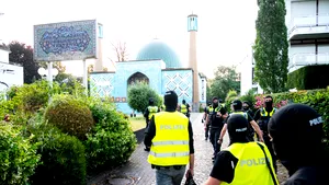 Germania a interzis Centrul Islamic din Hamburg pentru că urmărea să provoace o revoluţie islamică