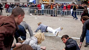 Panică în mulţime, în timpul unei ceremonii la Amsterdam
