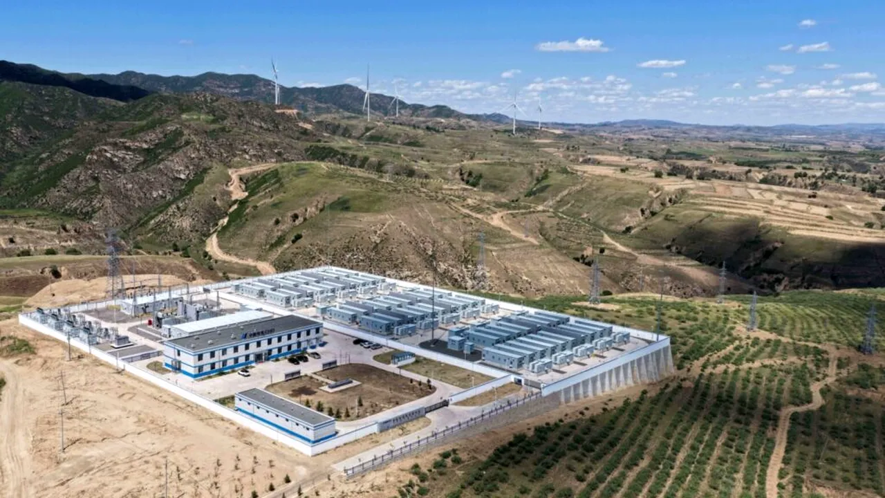 Bulgaria devine „bateria energetică a Balcanilor”. România, printre țările care au beneficiat de această capacitate