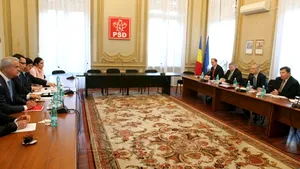 Ponta: FMI anticipează creştere de 1,5%, deficit de 4,4%, inflaţie de 4%
