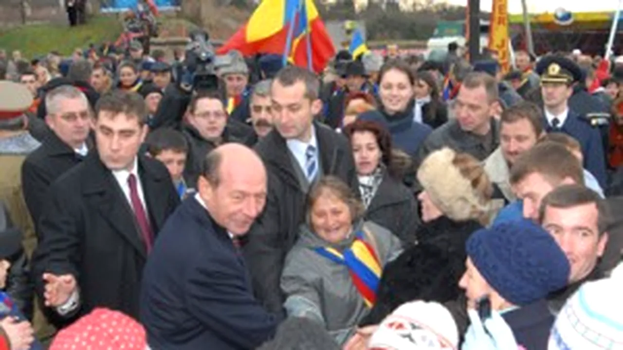 Romanian Pres Attends National Day Celebration In C Romania
