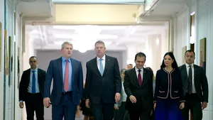 Klaus Iohannis participă azi la prima şedinţă de Guvern oficială a Cabinetului Orban