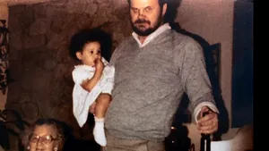 Dezvăluirile tatălui ducesei de Sussex. De ce îl invidiază pe prinţul Charles şi cum a aflat despre sarcina fiicei. FOTO