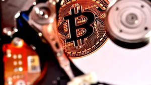 Un britanic oferă 59 de milioane de euro autorităţilor ca să îşi caute averea Bitcoin