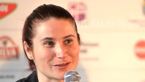 INTERVIU - Actriţa Cristina Flutur: Cred că poţi să joci într-o altă limbă şi să o simţi ca fiind a ta