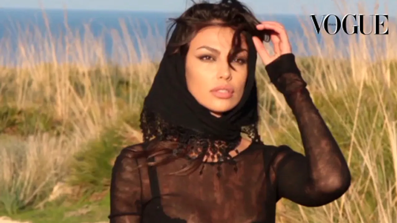 Vogue Italia: Mădălina Ghenea are farmecul mediteranean al Sophiei Loren şi privirea Angelinei Jolie - GALERIE FOTO