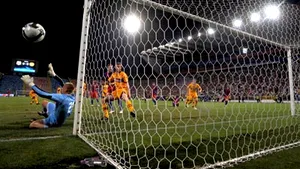 O liră sterlină din preţul biletelor vândute la Motherwell-Steaua va fi donată în România