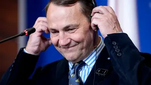 „Acest lucru nu se va întâmpla”. 6 state se opun aderării accelerate a Ucrainei și Moldovei la UE. S-a alăturat și Polonia