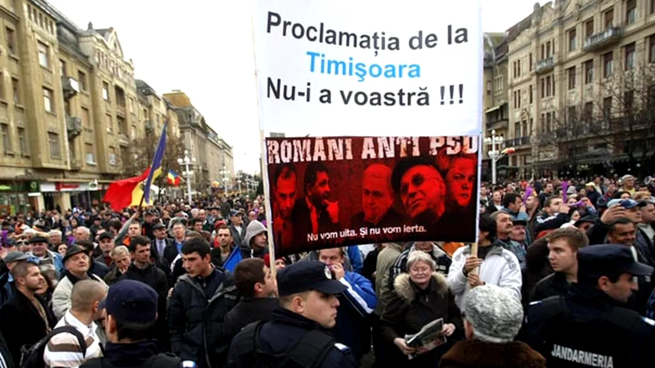 Timişoara: Jandarmii au folosit spray lacrimogen pentru a calma manifestanţii anti-PSD
