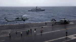 Statele Unite retrag un portavion din Golful Persic, în ceea ce pare a fi un semnal adresat Iranului