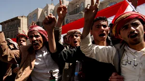 SUA îşi evacuează personalul diplomatic neesenţial din Yemen