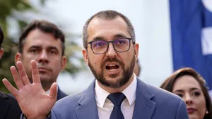 Vlad Voiculescu: Siegfried Mureșan se poate baza pe voturile USR