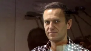 Sănătatea lui Alexei Navalnîi se înrăutăţeşte în arest. „Ar trebui să fie văzut de un specialist”