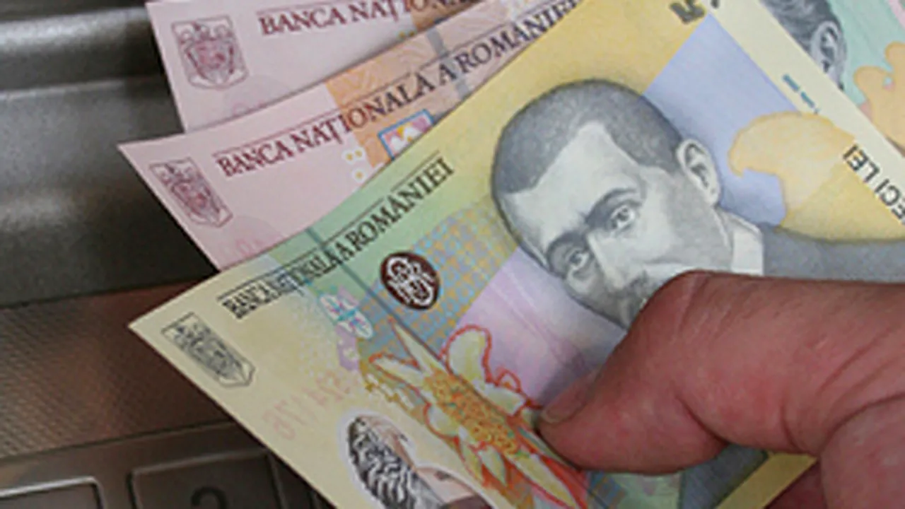 Salariul minim brut creşte, de miercuri, la 540 de lei
