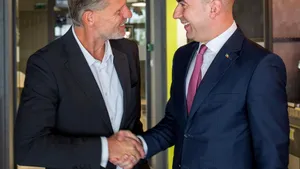 Bogdan Ivan discută cu vicepreşedintele Meta despre combaterea dezinformării în România
