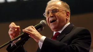 COM: Ion Iliescu, instituţia unde rămâne aprinsă lampa de veghe