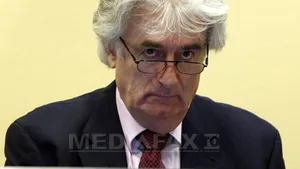 Radovan Karadzici îşi rosteşte astăzi pledoaria în faţa Tribunalului Penal Internaţional