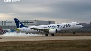 Rusia testează a doua versiune a avionului MC-21 cu componente fabricate în țară