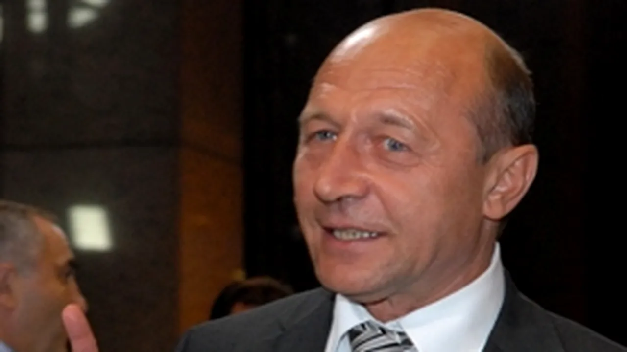 Traian Băsescu se va întâlni cu foştii colegi de la Institutul de Marină
