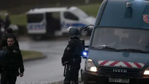 ATENTATUL din Franţa: Autorii atacului comis la revista Charlie Hebdo şi teroristul de la magazinul din Paris au fost ucişi. Hollande: Suntem mândri de activitatea poliţiei - FOTO, VIDEO