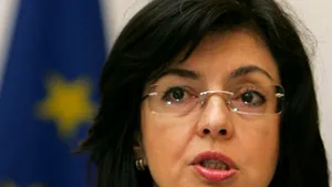 Comisarul european Meglena Kuneva critică dur administraţia bulgară