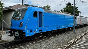 Prima locomotivă electrică nouă, cumpărată de ARF prin PNRR, a intrat în țară