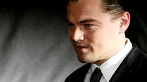 DiCaprio, în rolul lui Hugh Hefner în filmul 