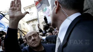 Procurori: Silvio Berlusconi a plătit două milioane euro, în 4 ani, tinerelor invitate la petreceri