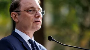 Luca Niculescu, despre formarea unui guvern: Am plecat cu toate variantele pe masă