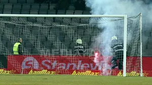 Protest al fanilor formaţiei 