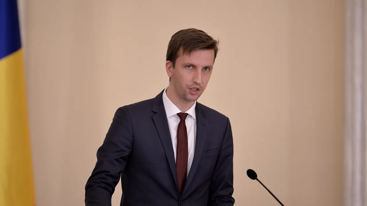 Augustin Jianu, ministrul Comunicaţiilor: Programatorii cu studii medii vor fi scutiţi de plata impozitului pe venit din 2018