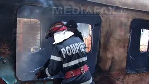 Două vagoane de tren au luat foc în Gara Craiova