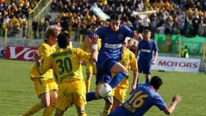 Steaua a egalat la puncte liderul CFR Cluj