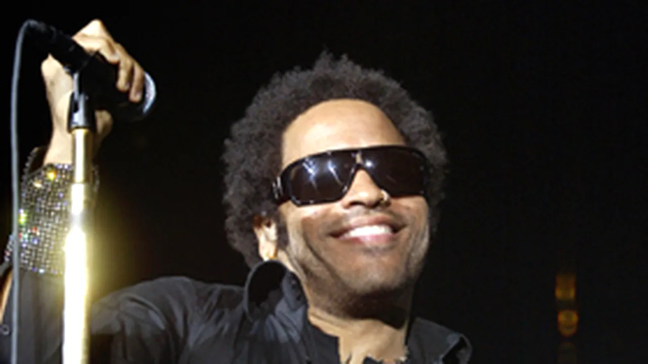 Lenny Kravitz a cerut o cabină amenajată 