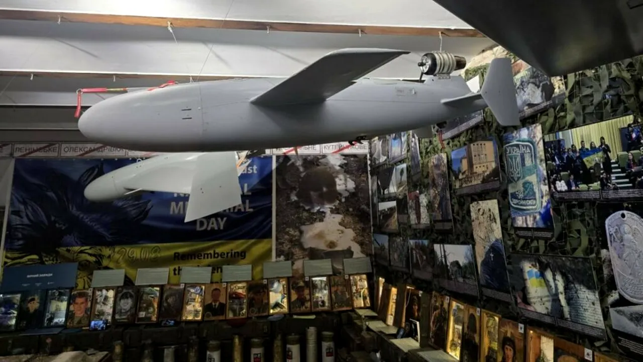 Ucraina și Germania au semnat acordul și vor produce împreună o dronă-rachetă cu rază medie de acțiune / Specificațiile tehnice ale lui Bars rămân secrete