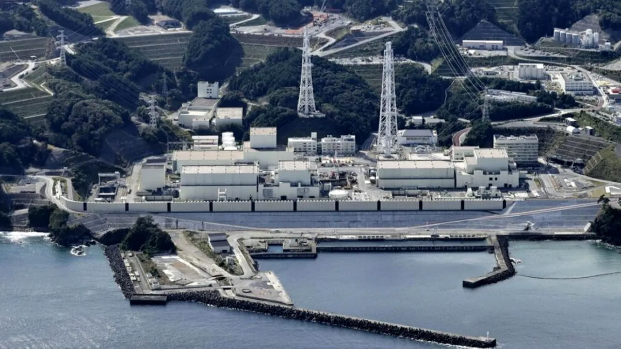 Alertă la o centrală nucleară din Japonia. Un reactor a fost oprit